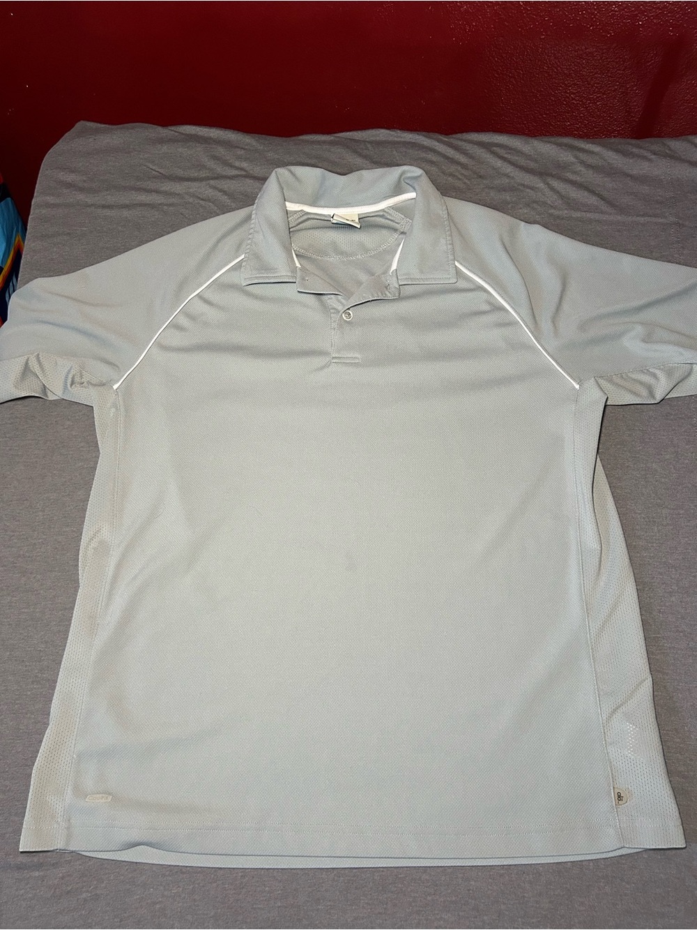 ALO Yoga Men's Light Blue Performance Polo with Subtle Piping